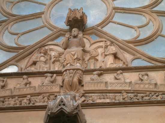 Tarragona Catedral Rose Window and Statue